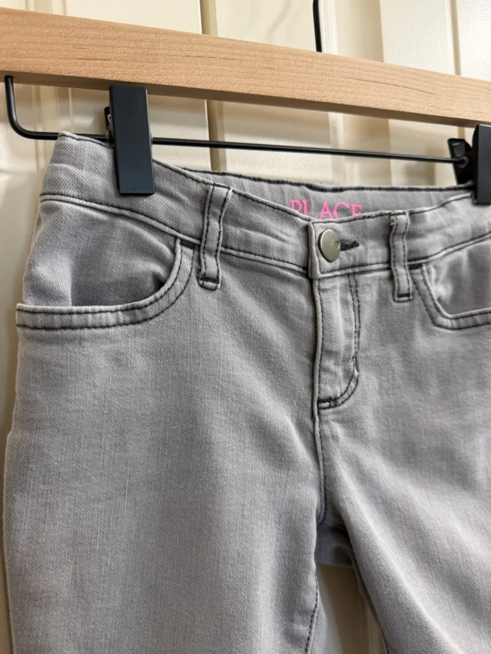 The Children's Place Girls Denim Bermuda Shorts in Gray, Size 6